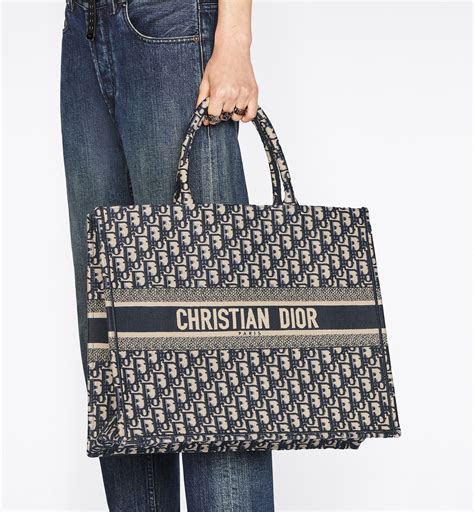 dior tote note price|christian Dior book tote personalized.